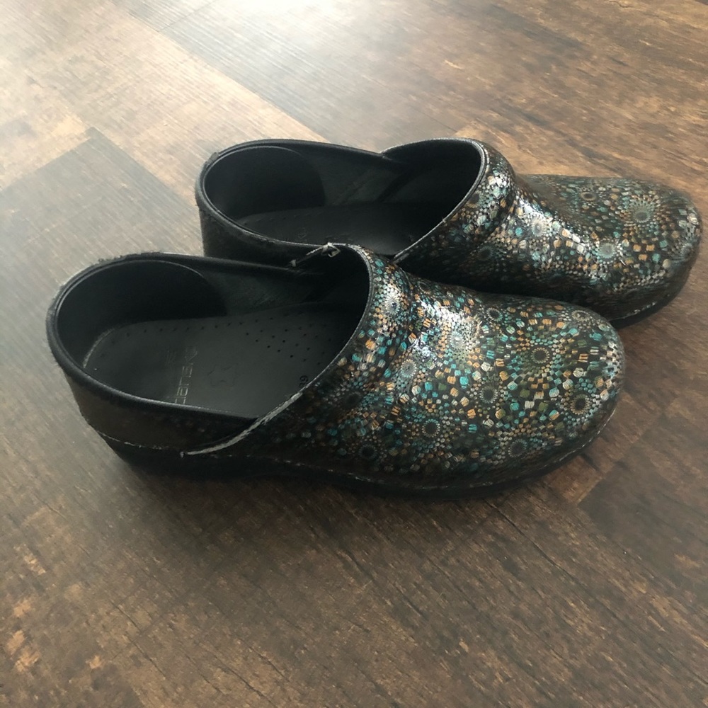 Very good used condition danskos!